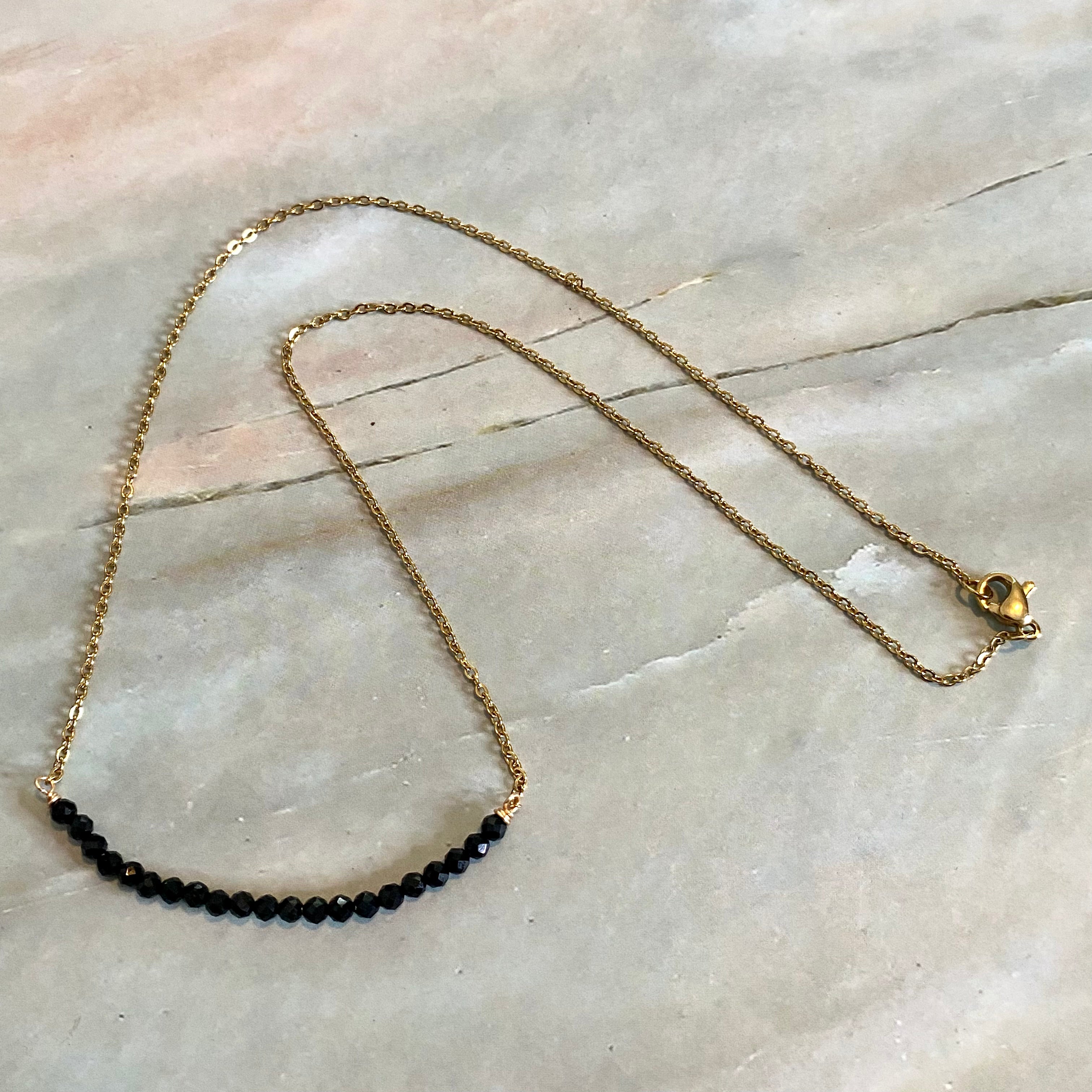 Dainty Onyx